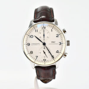 IWC ポルトギーゼ クロノグラフ シルバー文字盤 SS×レザー/AT IW371417 買取実績【買取日：2024年11月19日】