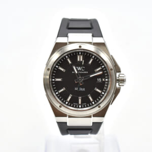IWC インヂュニア 黒文字盤 SS×ラバー/AT IW323904 買取実績【買取日：2024年11月18日】