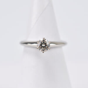 ティファニー ソリティア ダイヤリング Pt950 0.38