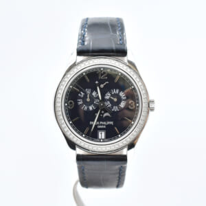パテック フィリップ コンプリケーション アニュアルカレンダー ムーンフェイズ ラックネイビーブルー文字盤 WG×レザー/AT 買取実績【買取日：2025年1月29日】