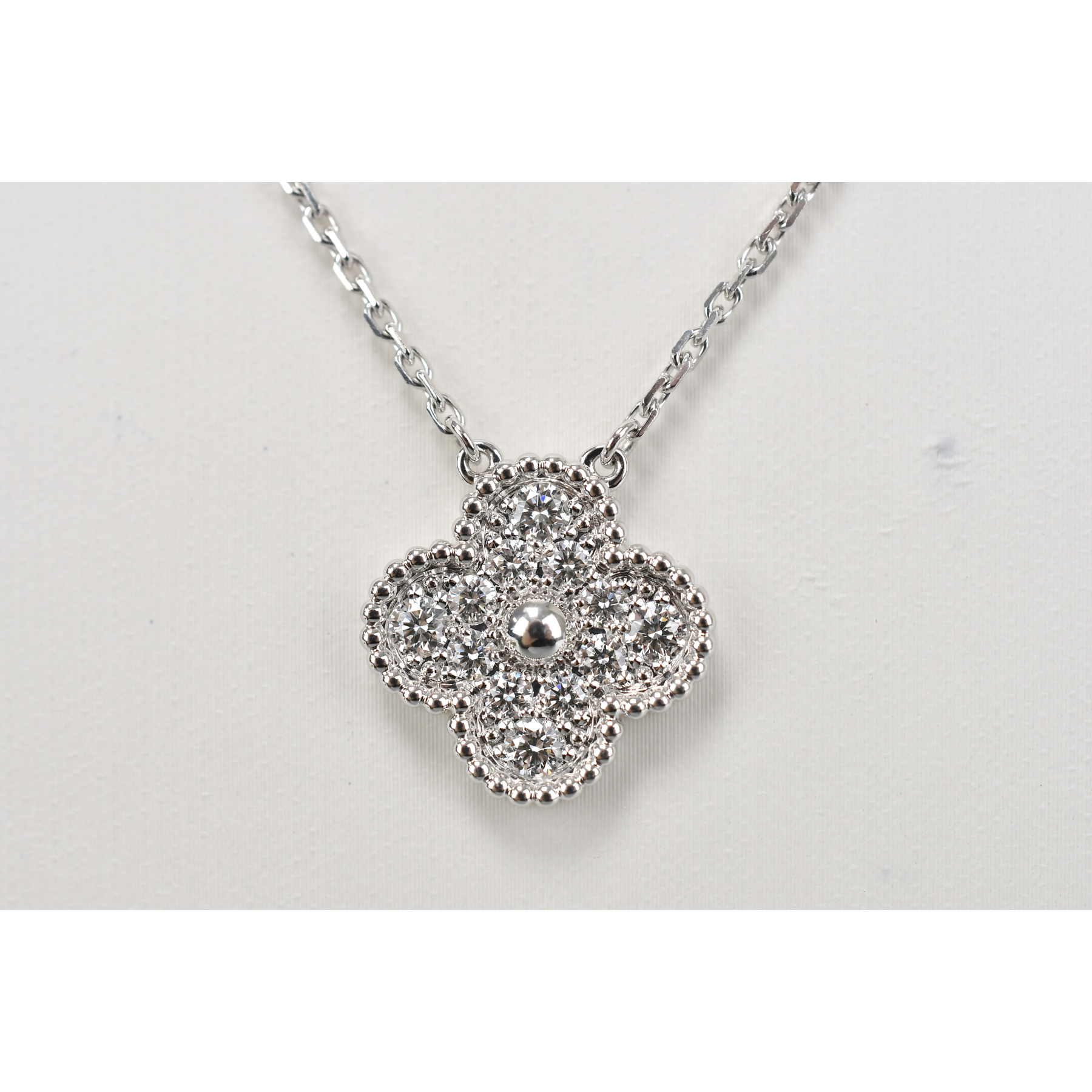 Van Cleef & Arpels ヴィンテージアンハンブラ　750 ダイヤ ヴァンクリーフ&アーペル ヴィンテージアルハンブラ ダイヤ