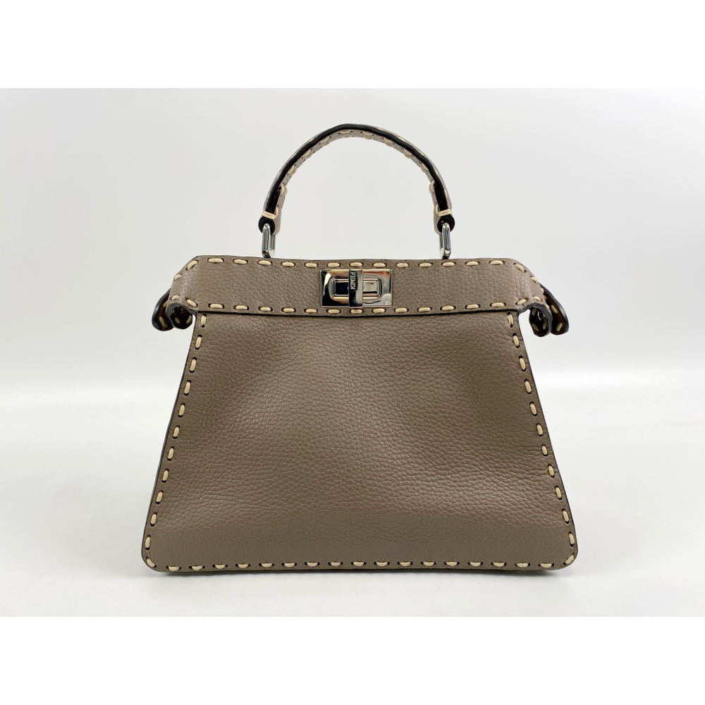 今だけお値下げ！FENDI ピーカブー アイシーユー スモール グレージュ