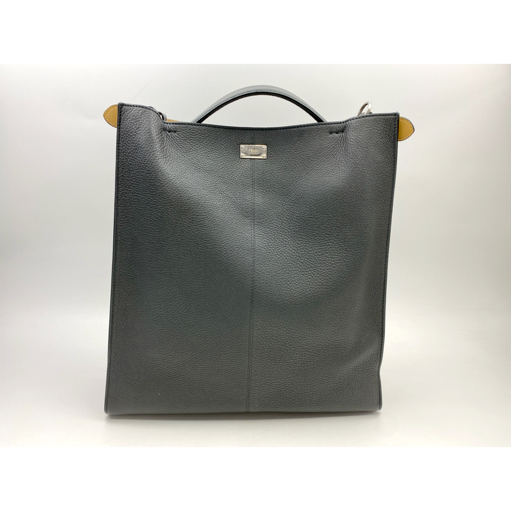 フェンディ ピーカブー エックスライトフィット グレー レザー 7VA447