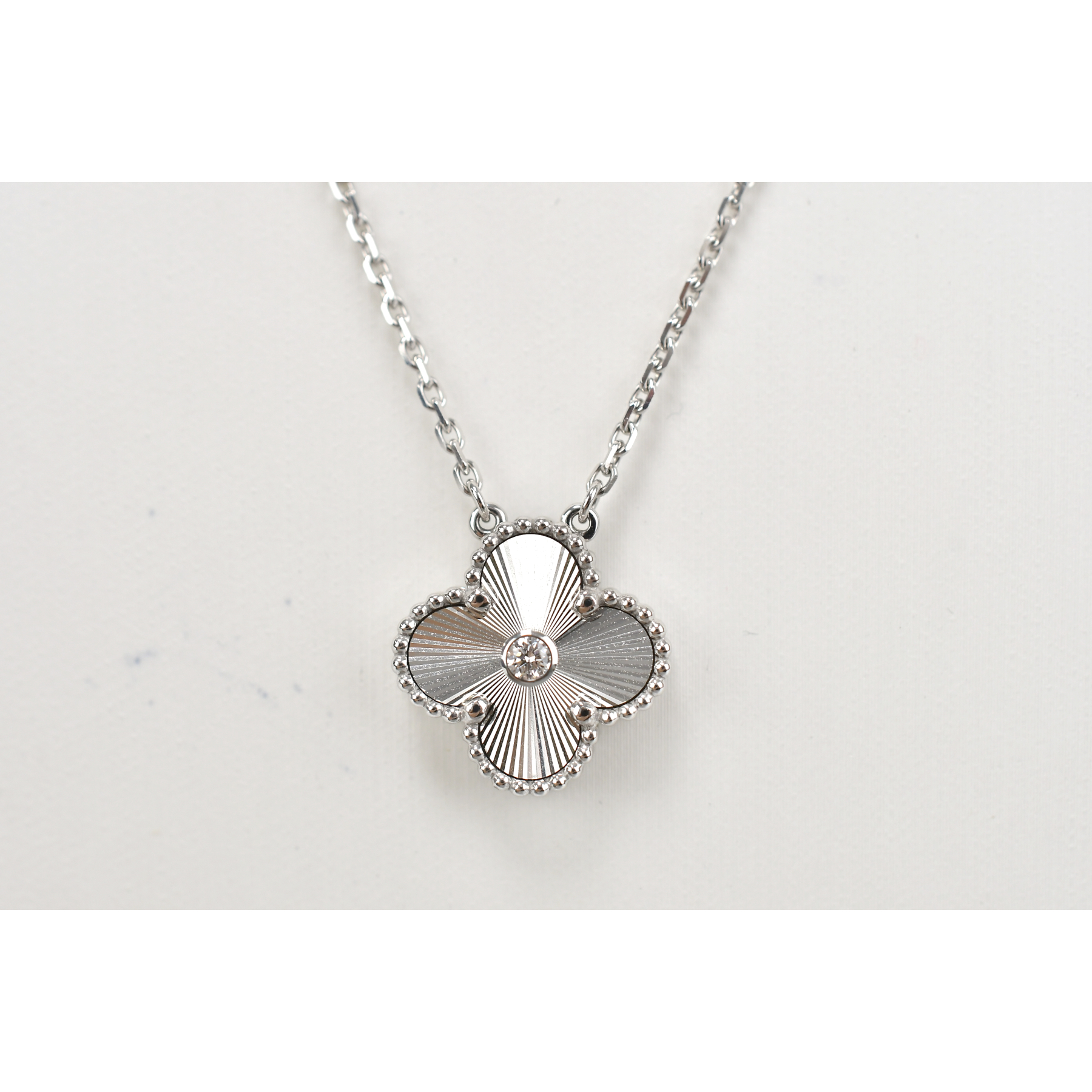 【リユース】Van CleefArpels ネックレス VCARF69100YG 楽天市場】van cleef & arpels vcarf69100の通販