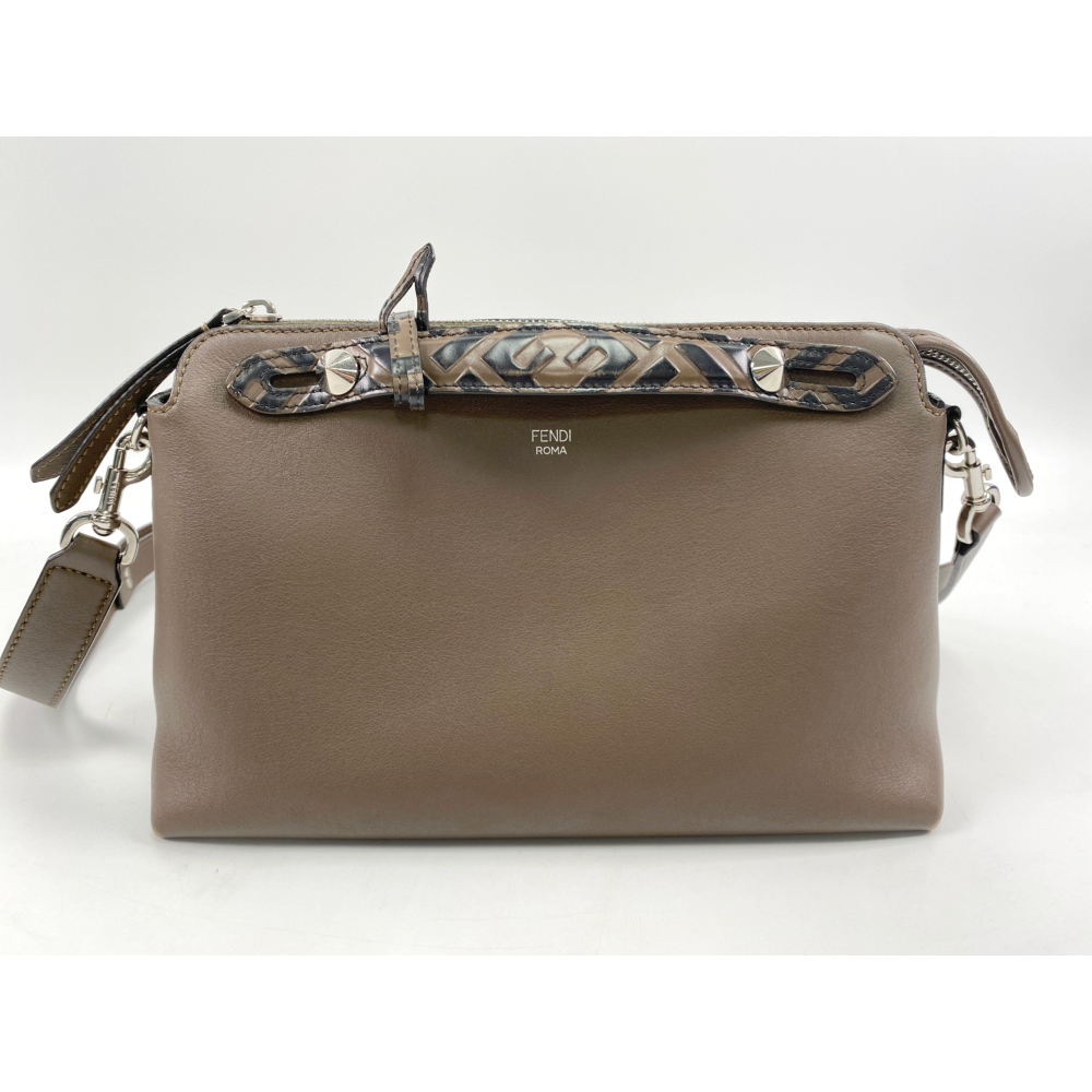 フェンディ バイザウェイ ミディアム 2wayバッグ ショルダーバッグ ダークブラウン×黒 レザー 8BL146 Bランク