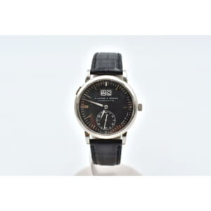 ランゲ＆ゾーネ サクソニア アウトサイズデイト 黒文字盤 WG×革/AT 買取実績【買取日：2025年7月21日】