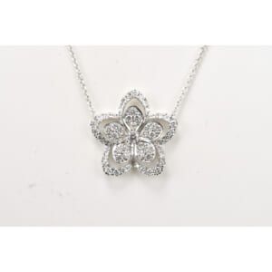 グラフ ワイルドフラワー ネックレス ラージ Au750WG 買取実績【買取日：2025年8月19日】