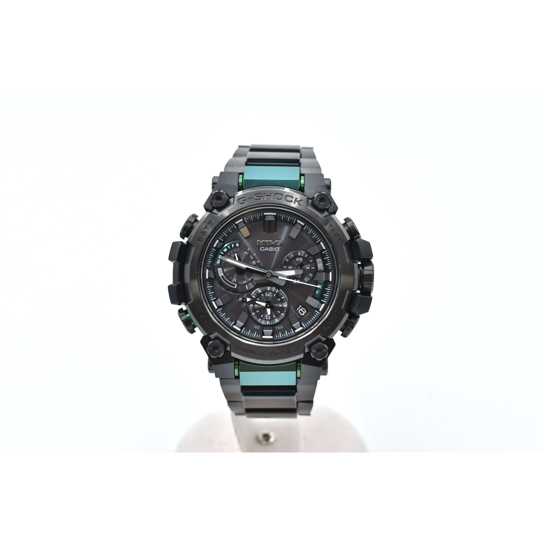 カシオ MT-G 黒文字盤 SS×カーボン/ソーラー Sランク