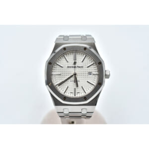 オーデマ ピゲ ロイヤルオーク 白文字盤 SS/AT 15400ST.OO.1220ST.02.A 買取実績【買取日：2025年8月19日】