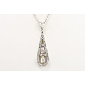 ダミアーニ レジーナクレオパトラ ペアシェイプ ダイヤネックレス K18WG 買取実績【買取日：2025年8月19日】