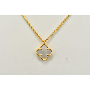 ヴァンクリーフ＆アーペル スウィートアルハンブラ マザーオブパール Au750YG VCARF69100 買取実績【買取日：2025年8月16日】