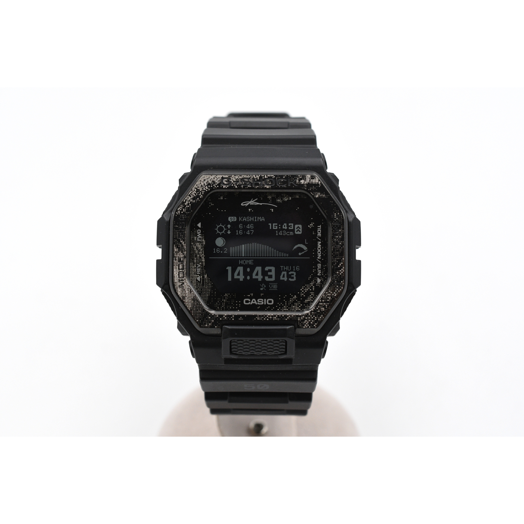 カシオ ×五十嵐カノア G-ライド 黒文字盤 ラバー/QZ GBX-100KI-1JR Aランク