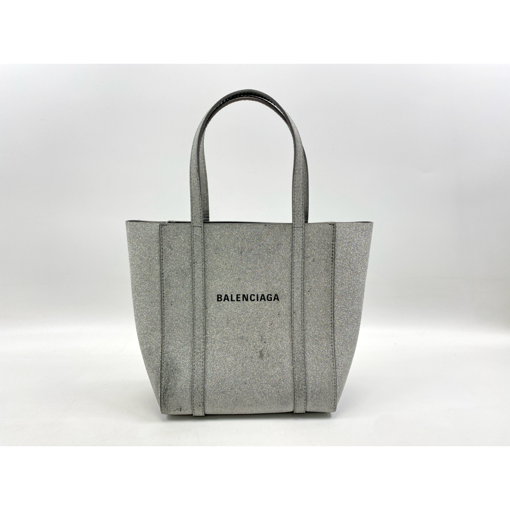 【美品】バレンシアガ　エブリデイ　XXSトートバッグ　2WAY バレンシアガ エブリデイ トートXXS レザー 2WAYハンドバッグ