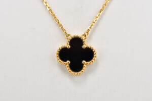 ヴァンクリーフ＆アーペル ヴィンテージアルハンブラ オニキス ネックレス Au750YG 買取実績【買取日：2025年9月5日】