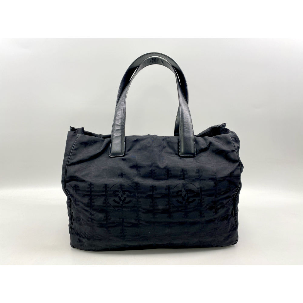CHANEL トートバッグ 黒 ナイロン/レザー