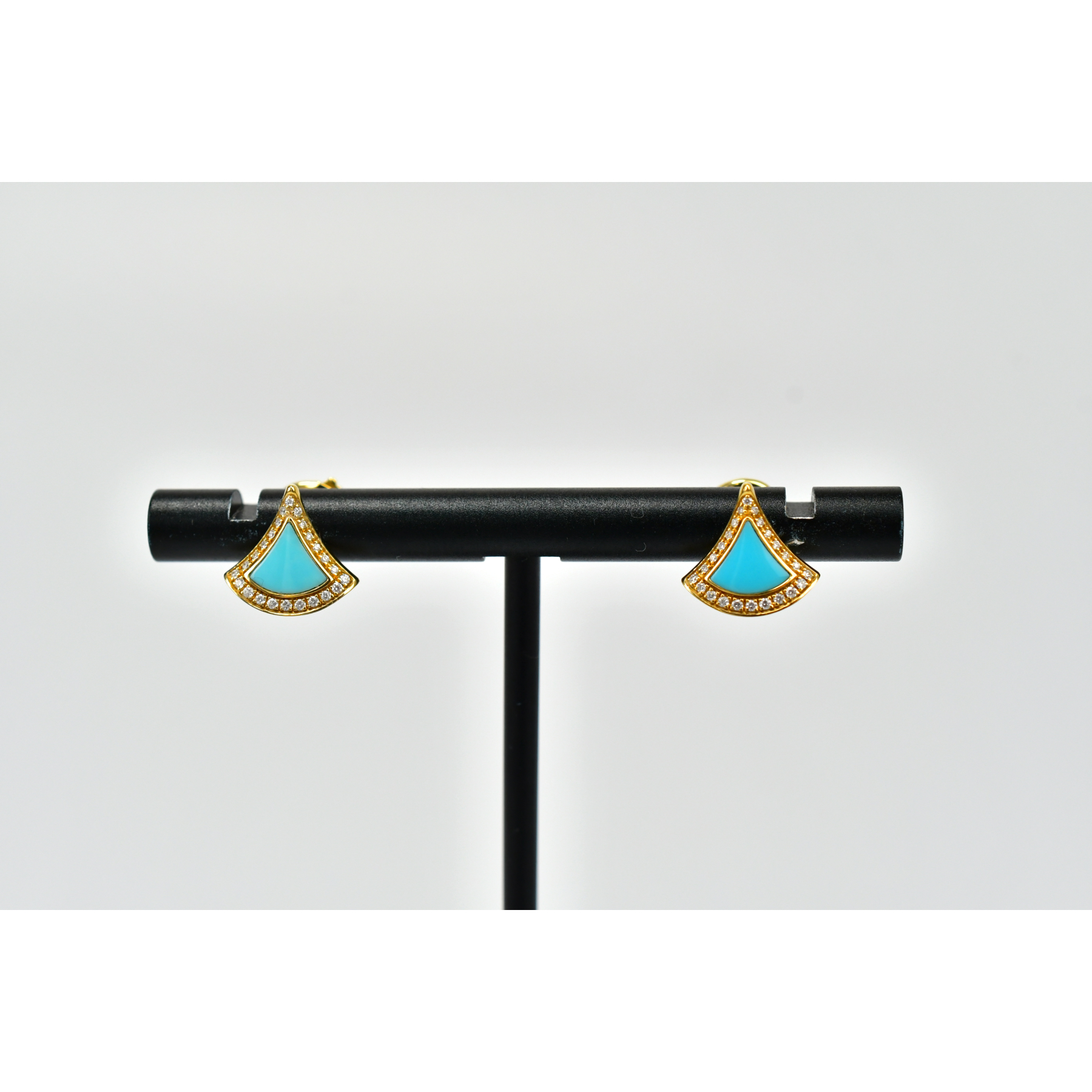 ブルガリ ディーヴァドリーム ダイヤピアス ターコイズ YG Aランク