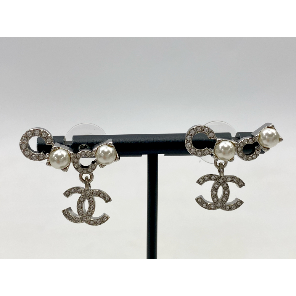 CHANEL シャネル ピアス ダブルココマーク ラインストーン ガンメタ