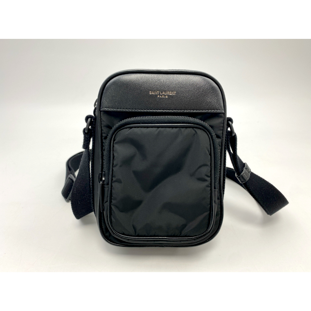 サンローラン シティ ミニ カメラバッグ 黒 レザー 779661 買取実績