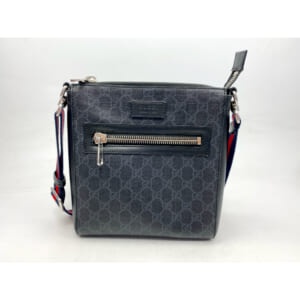 グッチ GGスプリーム メッセンジャー ショルダーバッグ 黒 PVC×レザー 523599 買取実績【買取日：2025年9月11日】