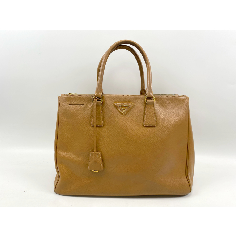 プラダ サフィアーノ ガレリア トートバッグ ハンドバッグ キャメル