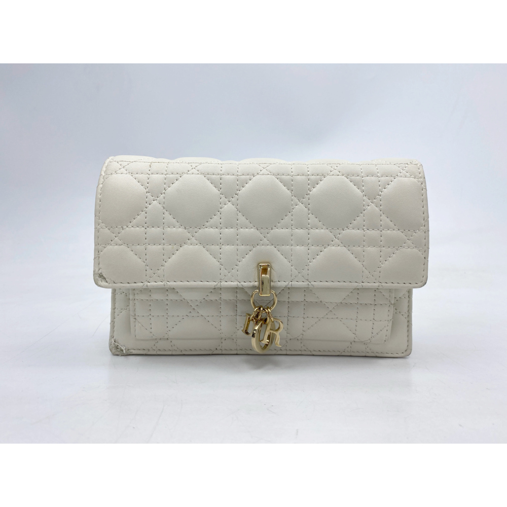 DIOR ❣️2023Ａ/W定価16万円‼️新品未使用タグ付‼️ショート丈❣️パウダーP DIOR ❣️2023A/W定価16万円‼️新品未使用タグ付‼️ショート丈