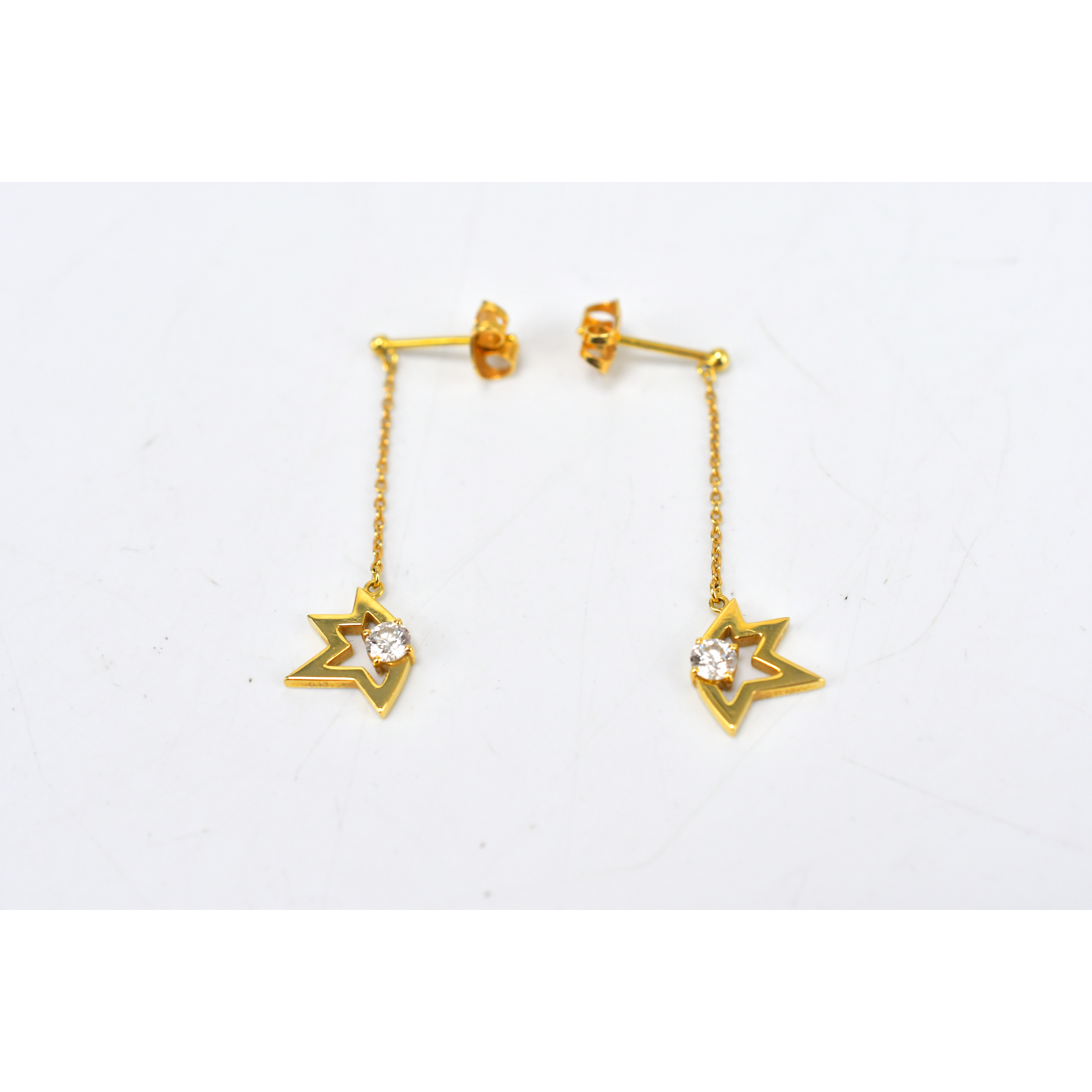 タサキ コメット ダイヤピアス K18 0.13ct Bランク