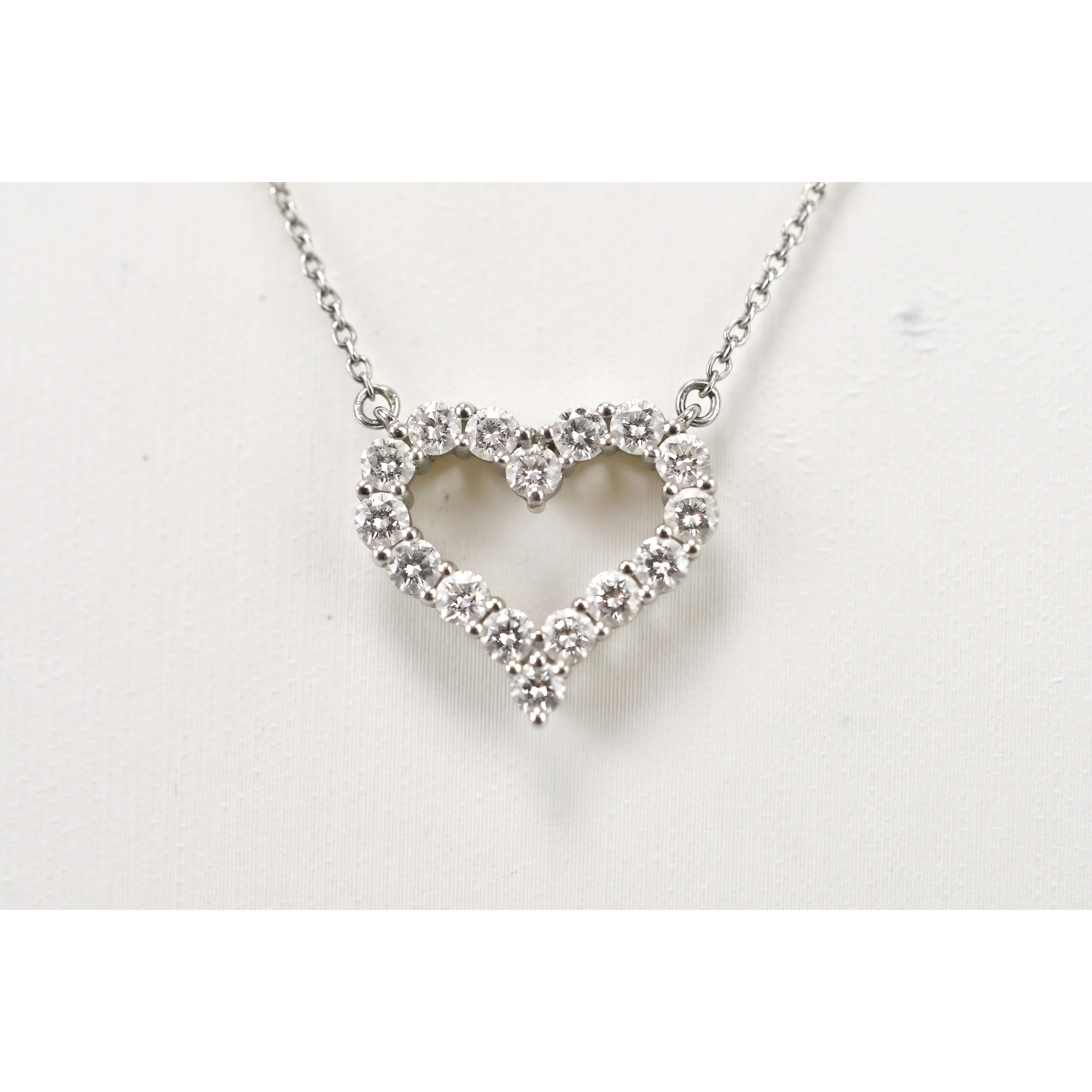 ティファニー センチメンタル ハート ネックレス スモール Pt950 Bランク