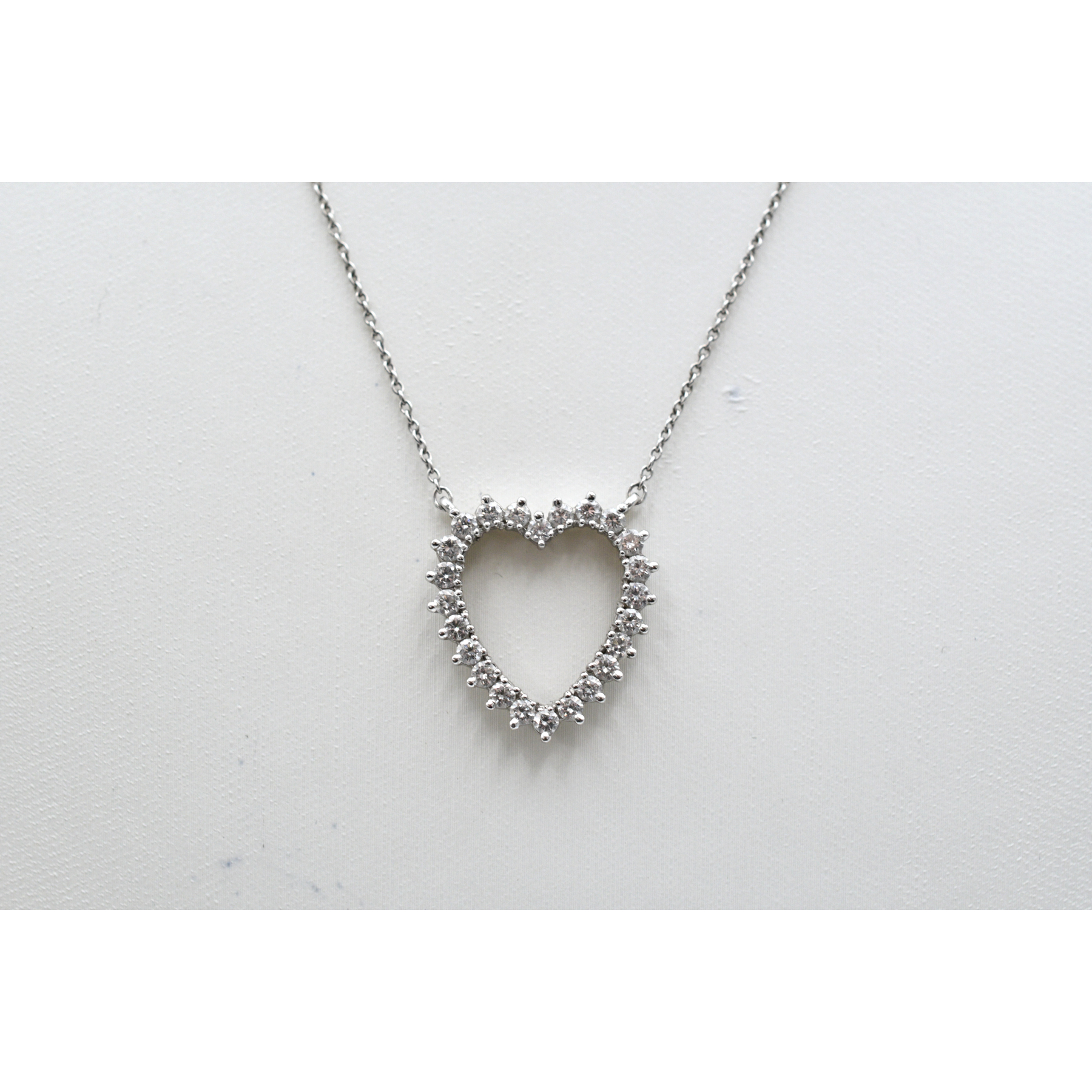 ヴァンクリーフ＆アーペル ダイヤネックレス ハートモチーフ PLAT