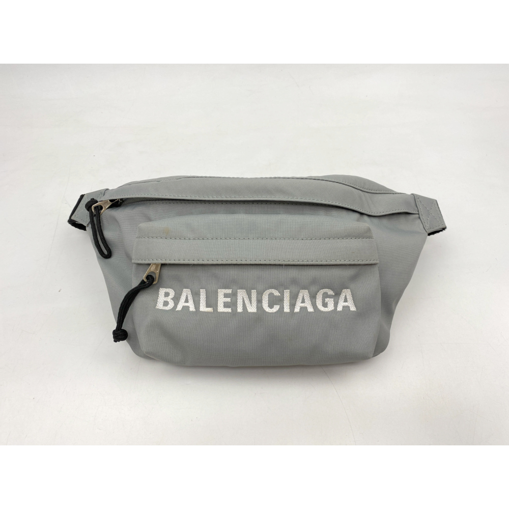 バレンシアガ ロゴプリント ウエストバッグ グレー ナイロン 533009 Bランク