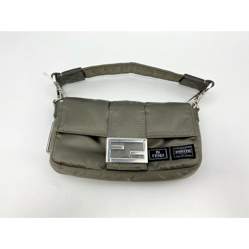フェンディ ×ポーター マンマバゲット 2WAYウエストバッグ カーキ ナイロン 7AS138 Sランク