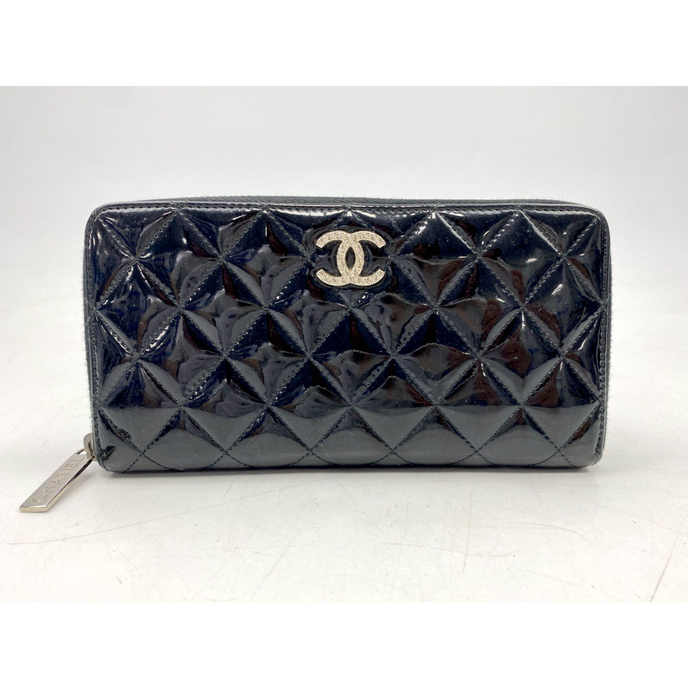 CHANELブリリアント パテント ラウンドファスナー長財布 CHANEL パテント マトラッセ ブリリアント ラウンドファスナー長財布