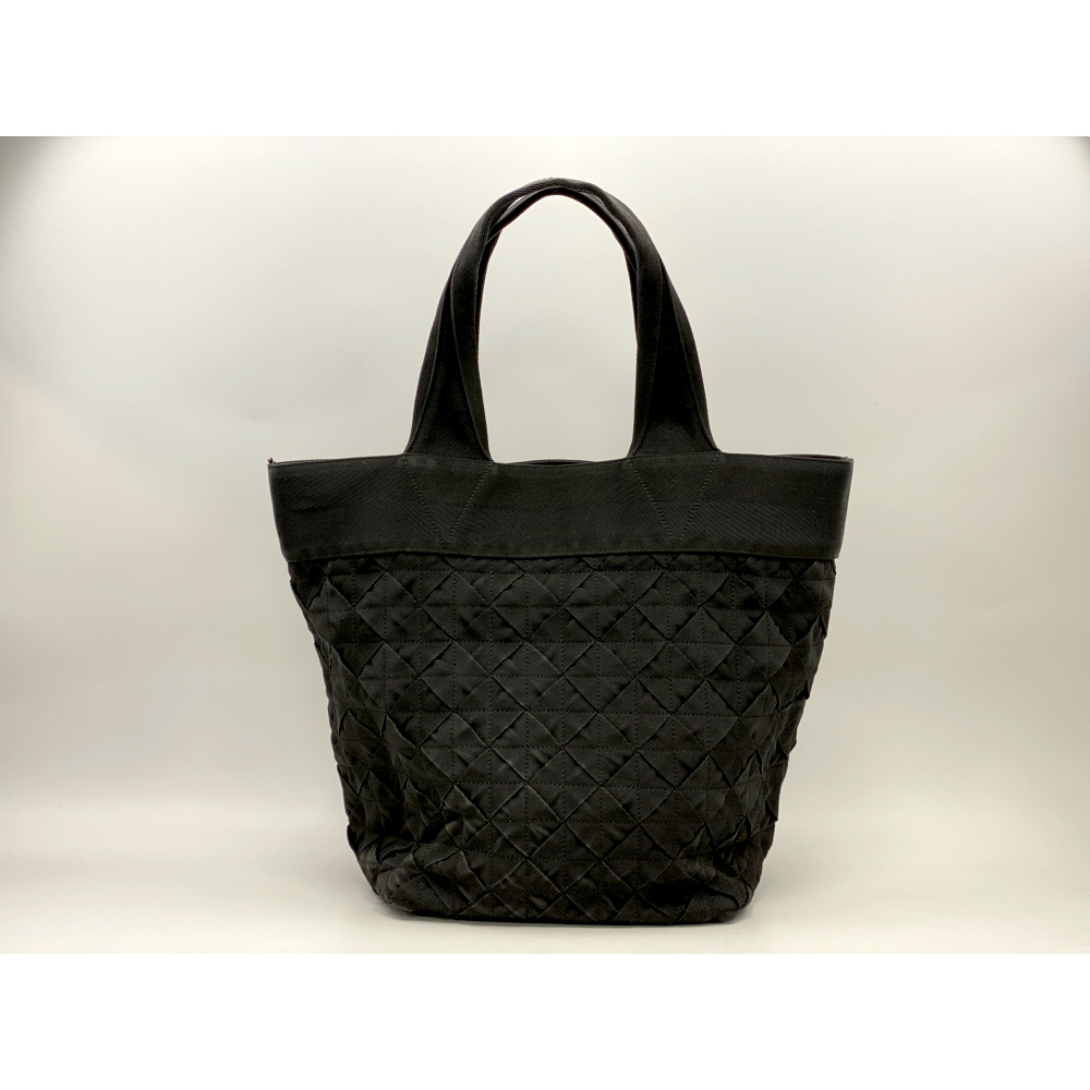 ボッテガヴェネタ イントレチャート トートバッグ ナイロン 黒 ポーチ付き ABランク