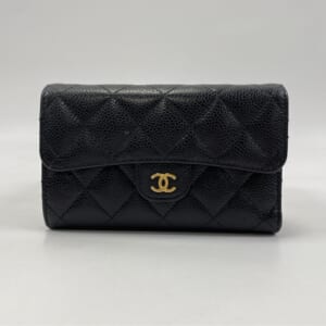 シャネル マトラッセ 三つ折り財布 キャビアスキン 黒 GD金具 買取実績【買取日：2025年10月16日】