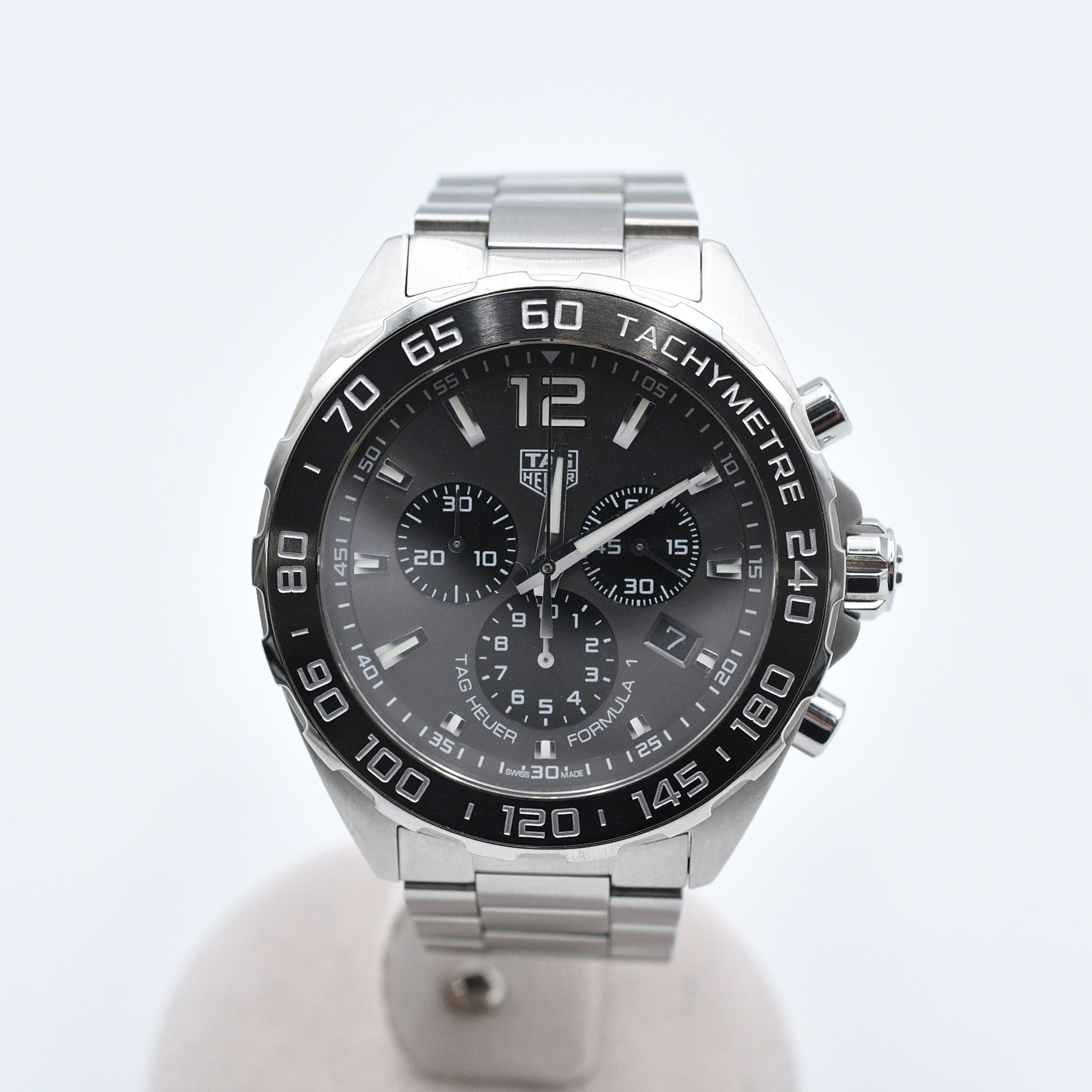 タグホイヤー フォーミュラ1 クロノグラフ シルバー文字盤 SS/QZ Bランク