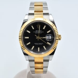 ロレックス デイトジャスト 黒文字盤 SS×YG/AT オイスターブレス 126333 買取実績【買取日：2025年10月9日】