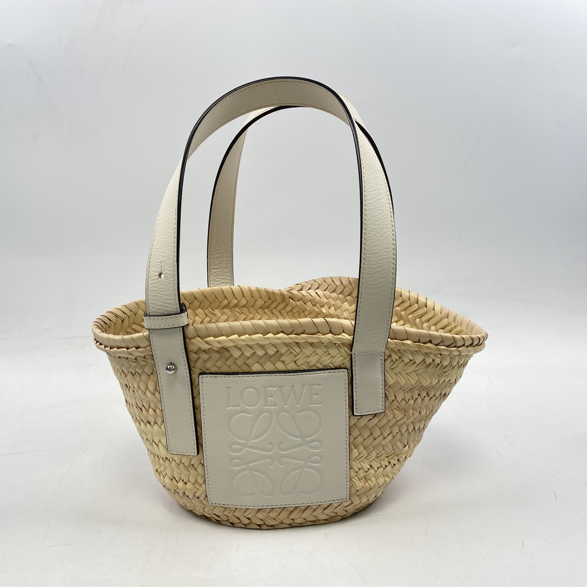 ロエベ バスケットバッグ スモール 白 ラフィア×レザー Aランク