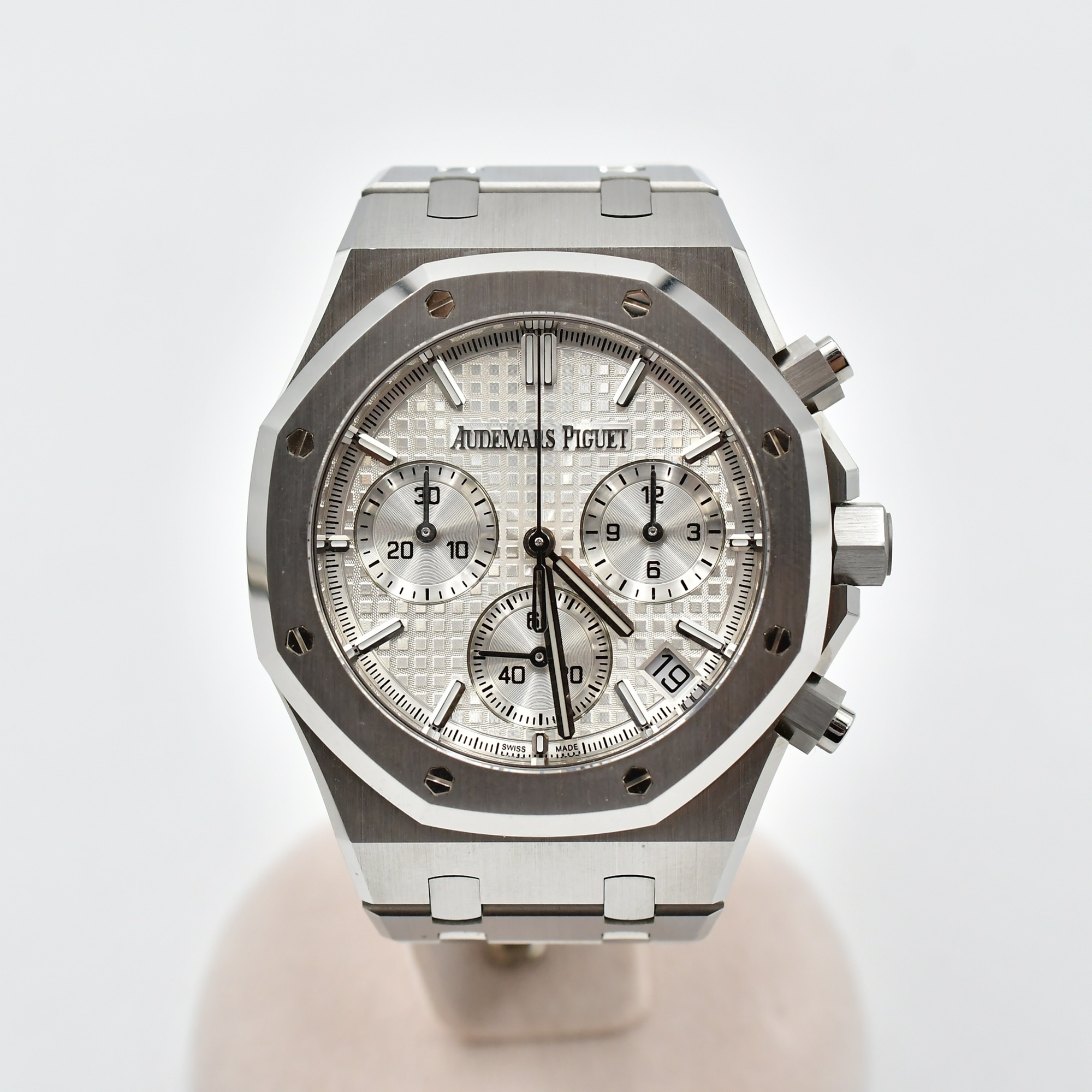 オーデマ ピゲ ロイヤルオーク クロノグラフ シルバー文字盤 SS/AT 26240ST.OO.1320ST.07 Bランク