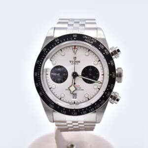 チューダー ブラックベイ クロノ 白文字盤 ジュビリーブレス SS/AT 79360N 買取実績【買取日：2025年10月5日】