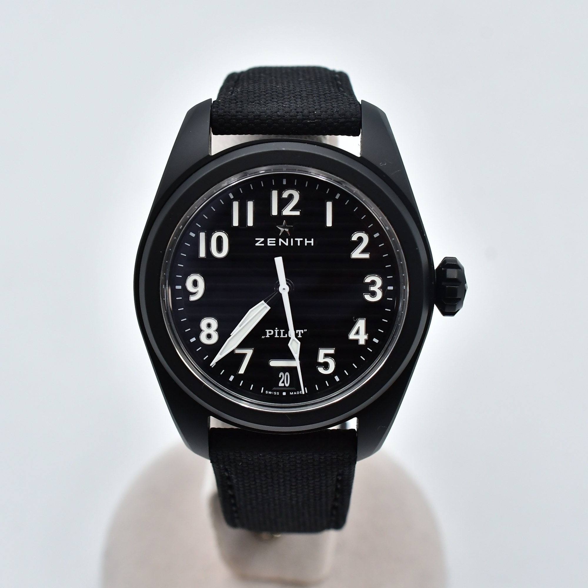 ゼニス パイロット 黒文字盤 CE×ラバー/AT 49.4000.3620/21.I001 買取