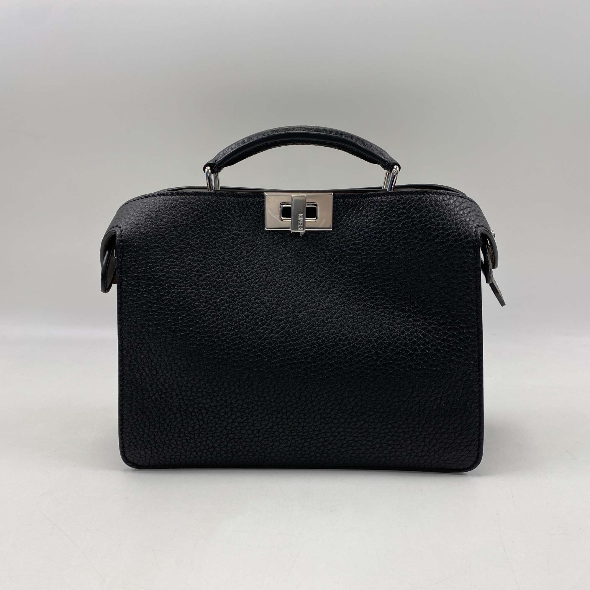 フェンディ ピーカブー アイシーユー スモール 2Wayハンドバッグ 黒 レザー SAランク