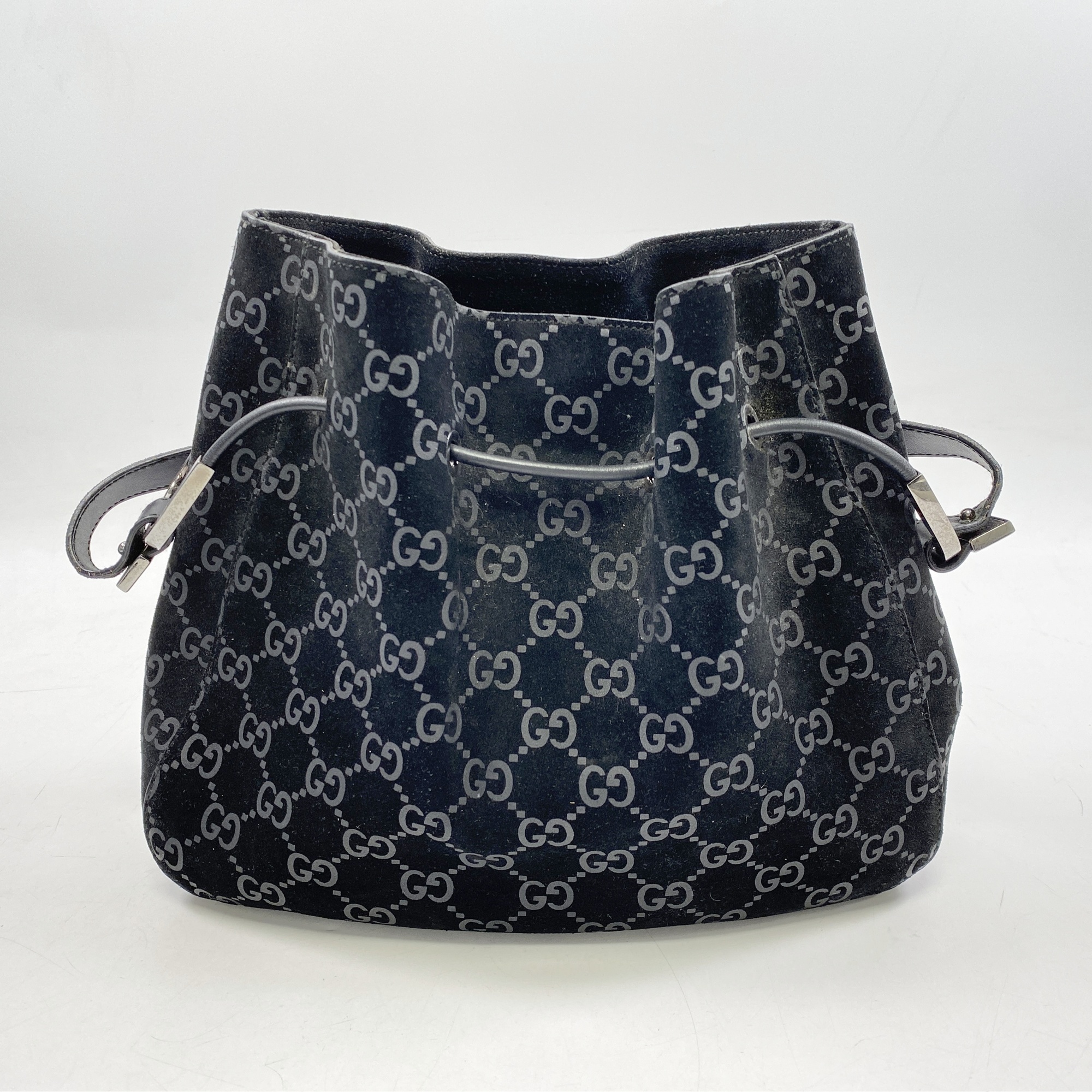 グッチ GGキャンパス 巾着ショルダーバッグ 黒 キャンバス Bランク