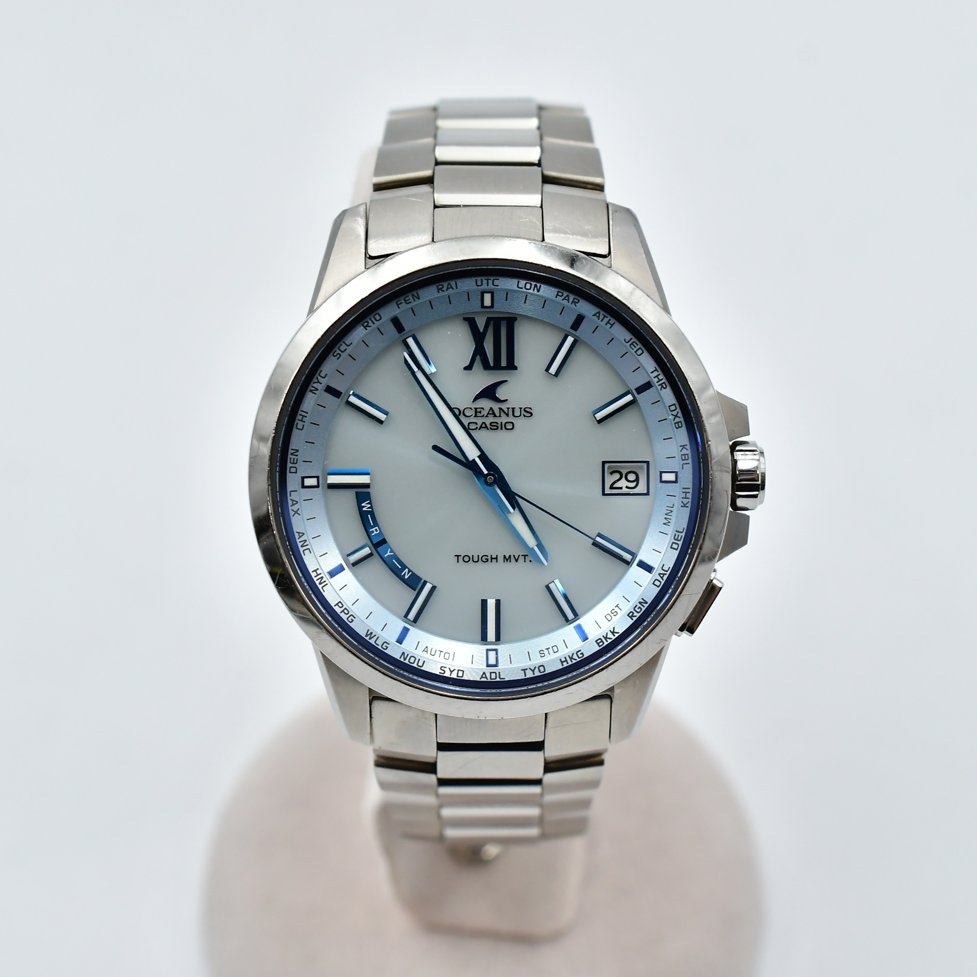 カシオ オシアナス 白文字盤 Ti/ソーラー Bランク