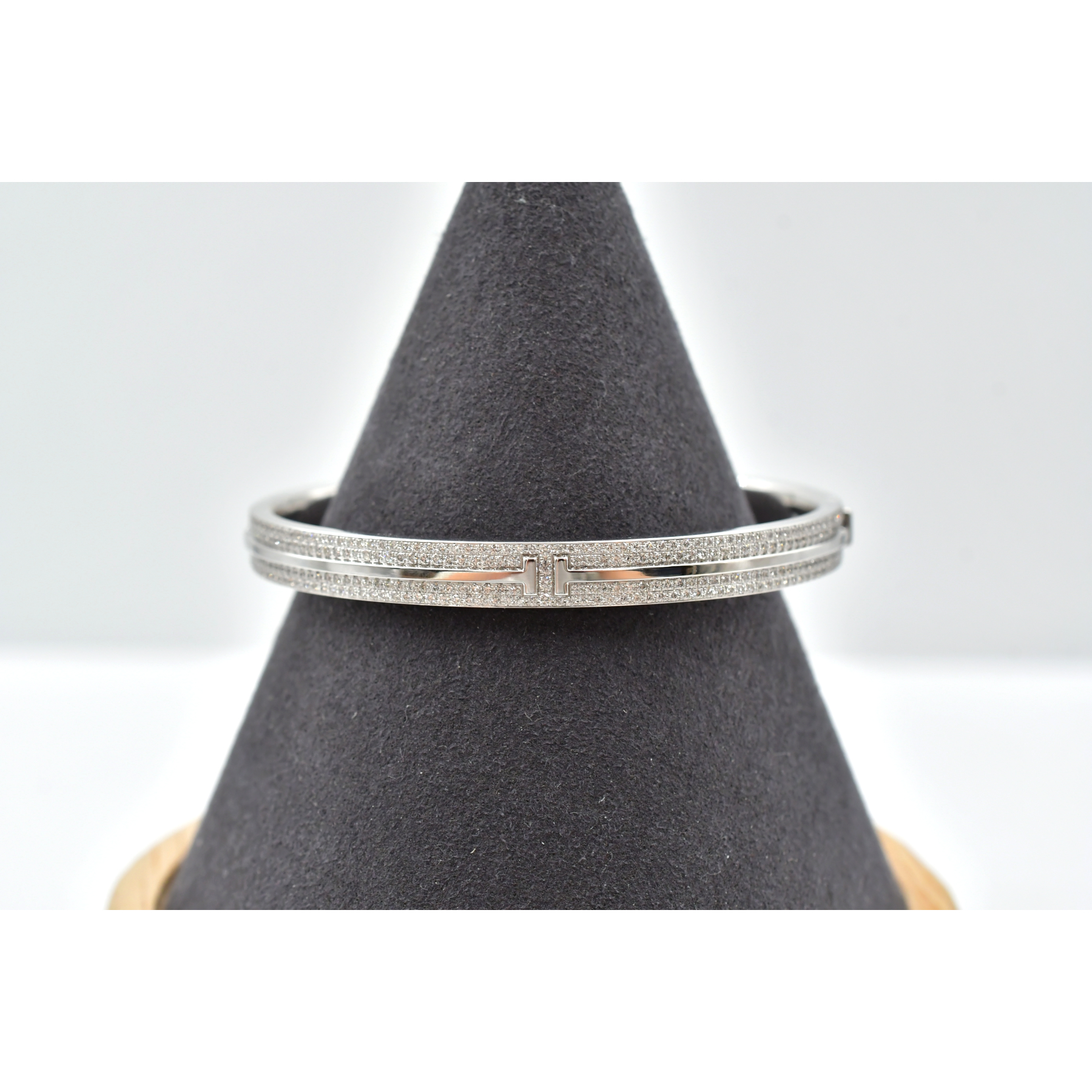 ティファニー Tトゥー ヒンジ ダイヤブレス ハーフエタニティ WG Aランク