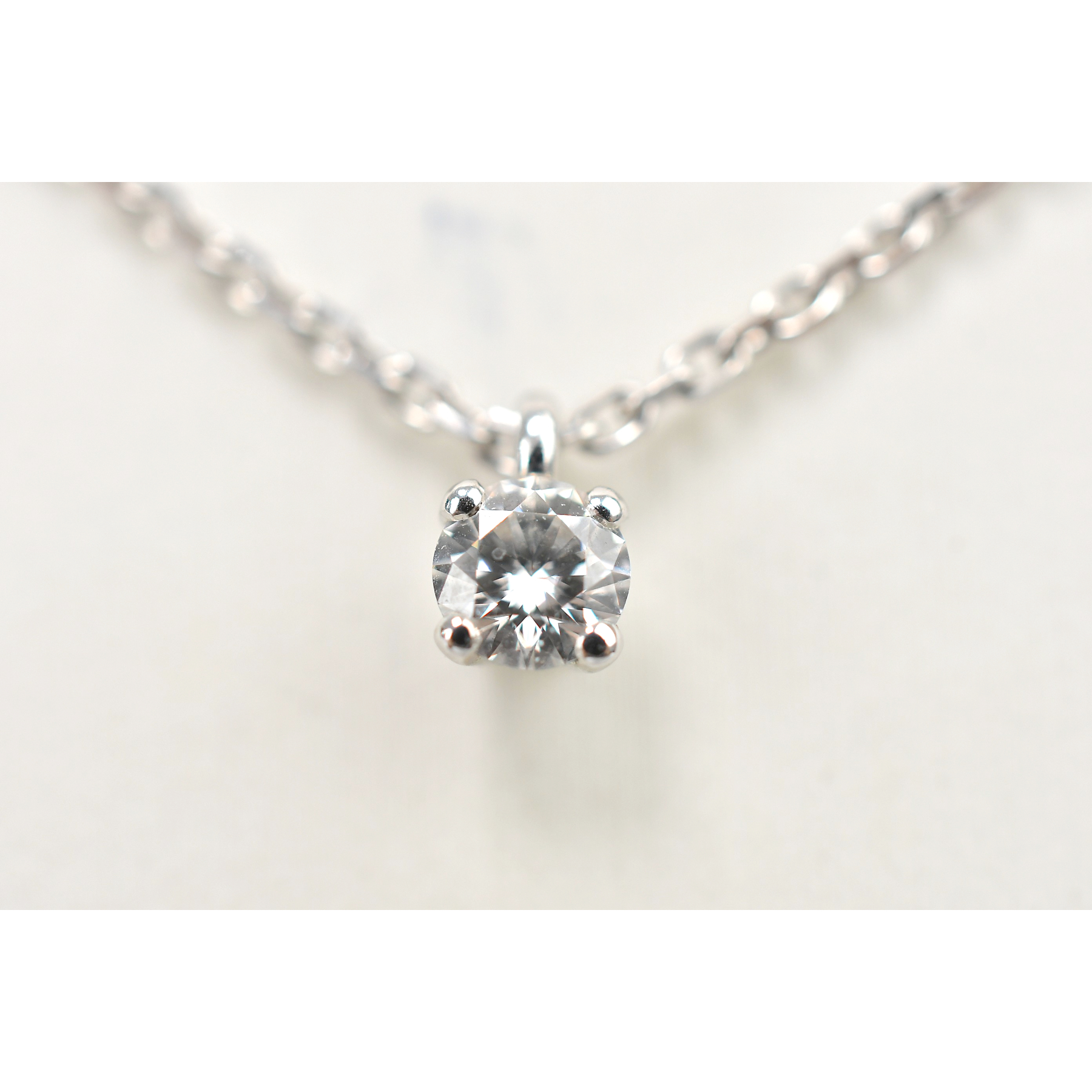 ショーメ ダイヤネックレス WG 0.25ct Bランク