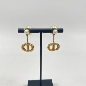 ディオール CDロゴ フェイクパール ピアス 買取実績【買取日：2025年10月25日】