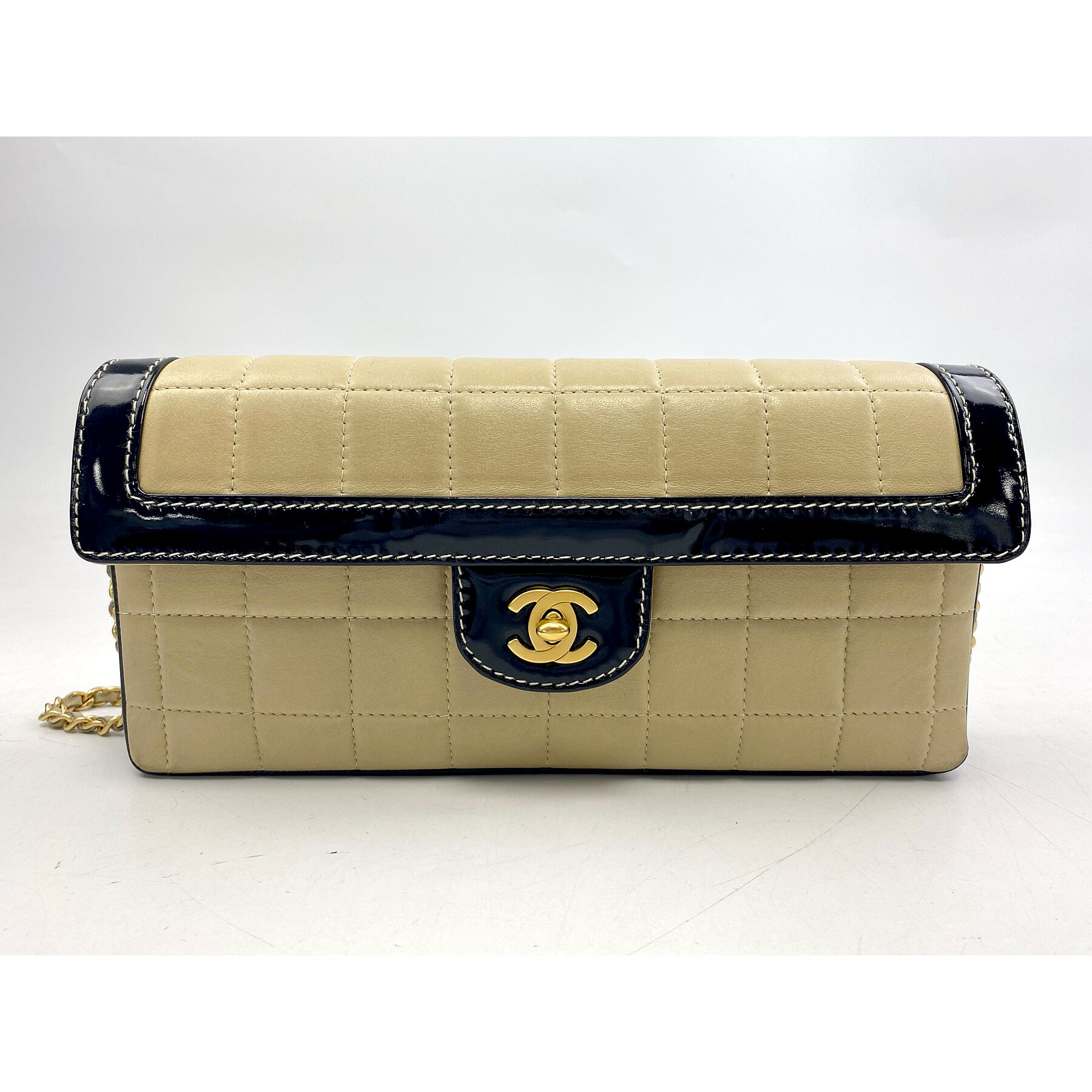 良品CHANELのチョコバーエナメルクラッチバッグ Chocolate bar CHANEL シャネル チョコバー クラッチバッグ 6