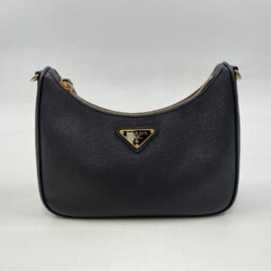 プラダ サフィアーノ Re-Edition 2005 チェーンショルダーバッグ レザー 黒 1BH204 買取実績【買取日：2025年10月23日】