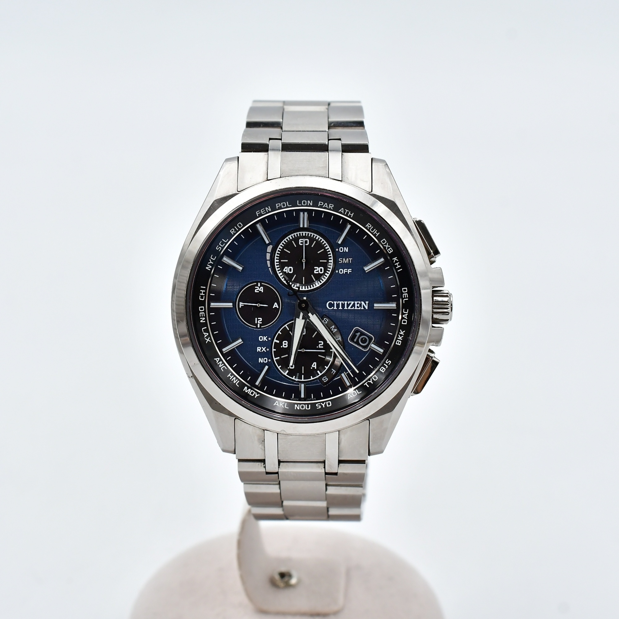 シチズン アテッサ クロノグラフ ブルータペストリー文字盤 Ti/ソーラー Bランク