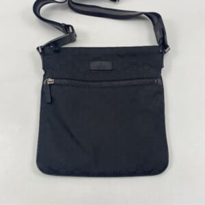 グッチ GGナイロン ショルダーバッグ 黒 449184 買取実績【買取日：2025年10月24日】