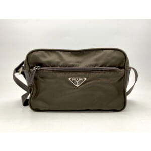 プラダ ロゴプレート ショルダーバッグ ナイロン ブラウン BT0167 買取実績【買取日：2025年9月25日】